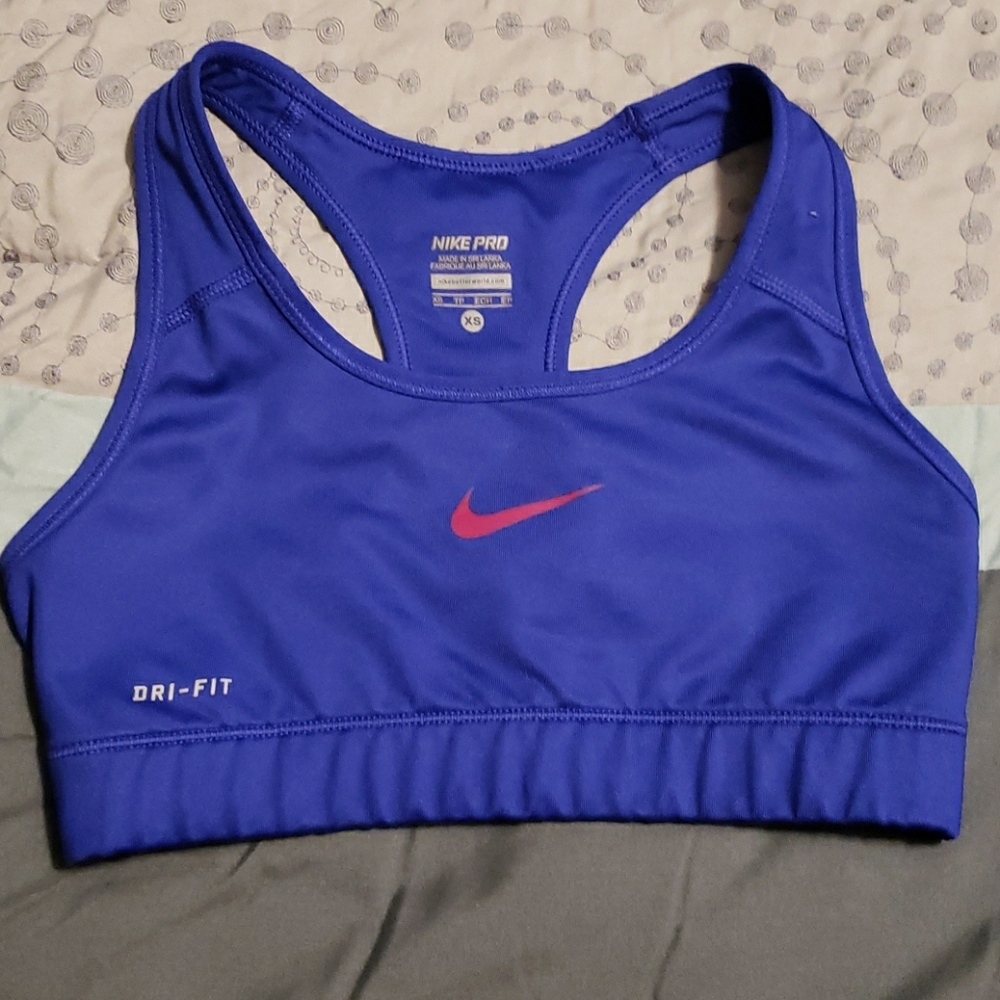 Adult xs Nike Pro Bra
